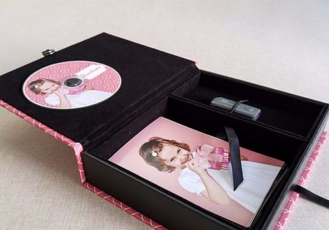 Box | 17 - Pen Drive ou Pen Card + DVD + Foto1